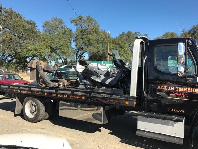 Ace in the Hole Towing is the Towing Near Me answer for the areas of Roseville, Rocklin, Antelope, Citrus Heights and Granite Bay. If you need a tow truck right away, we are ready to help.